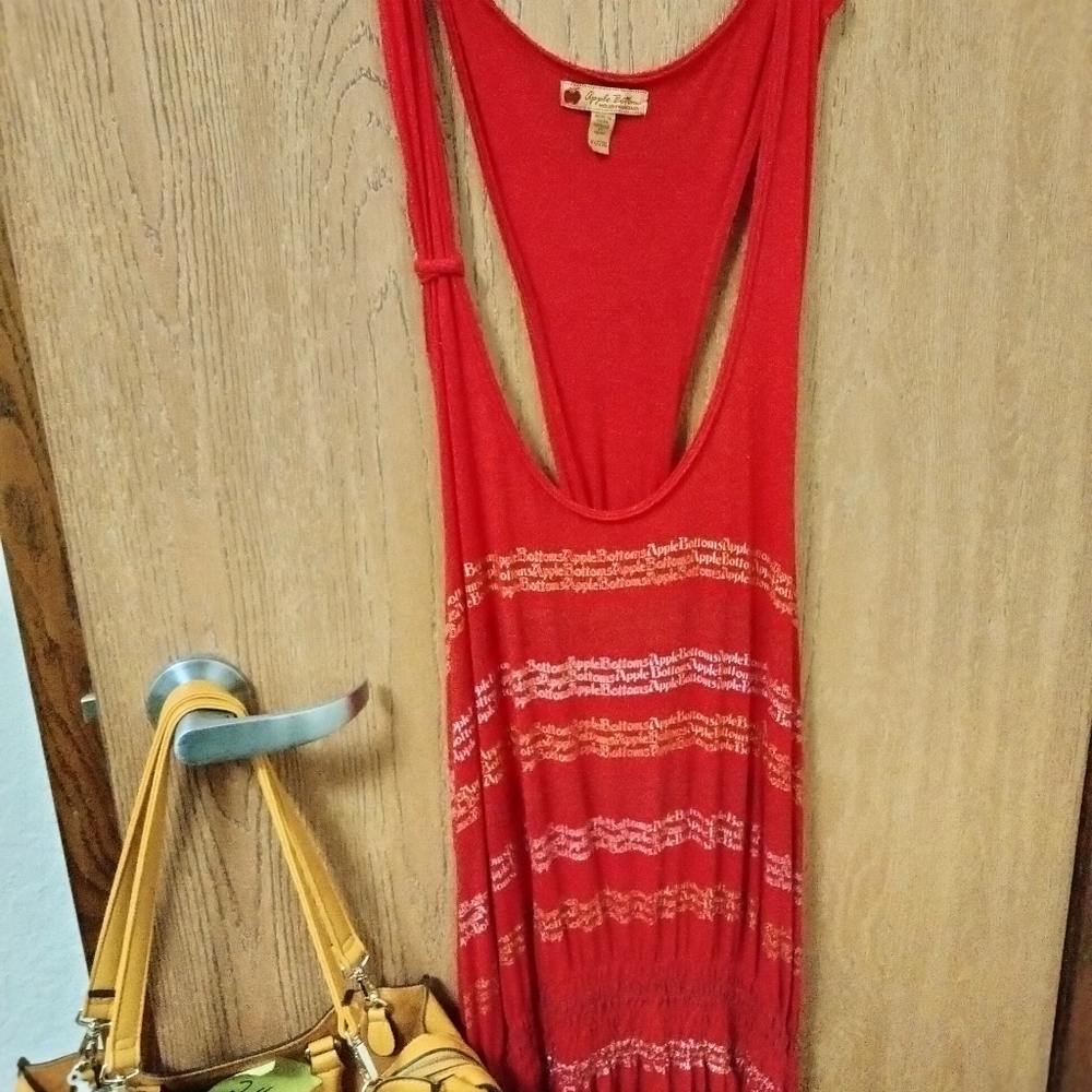 REPOSH: Apple Bottoms tunic